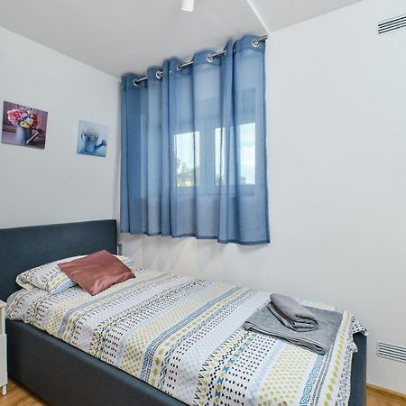 Apartments Hemetek Veli Lošinj Exterior foto
