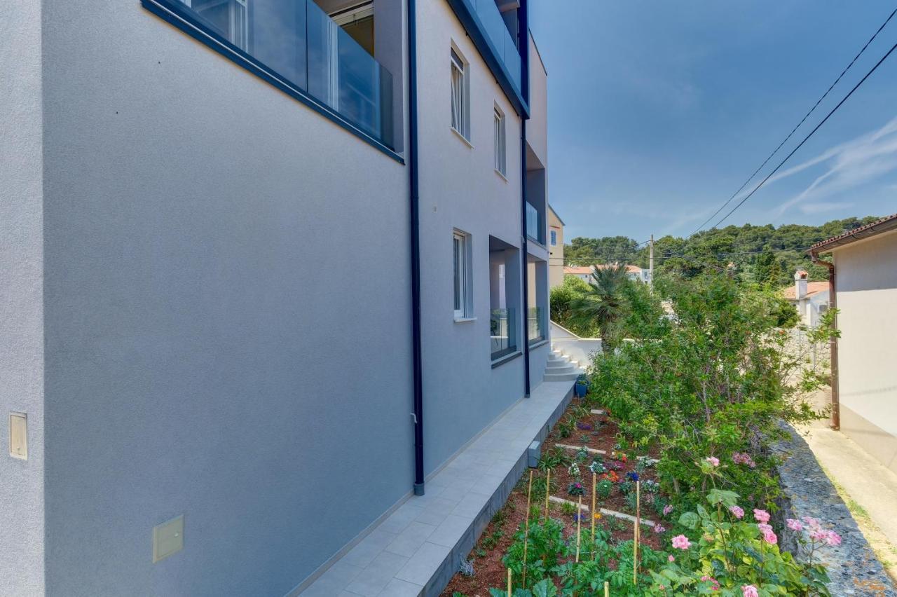 Apartments Hemetek Veli Lošinj Exterior foto