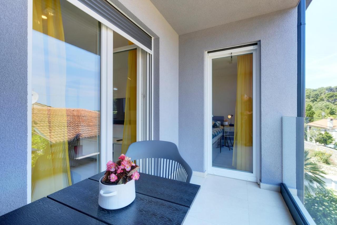 Apartments Hemetek Veli Lošinj Exterior foto