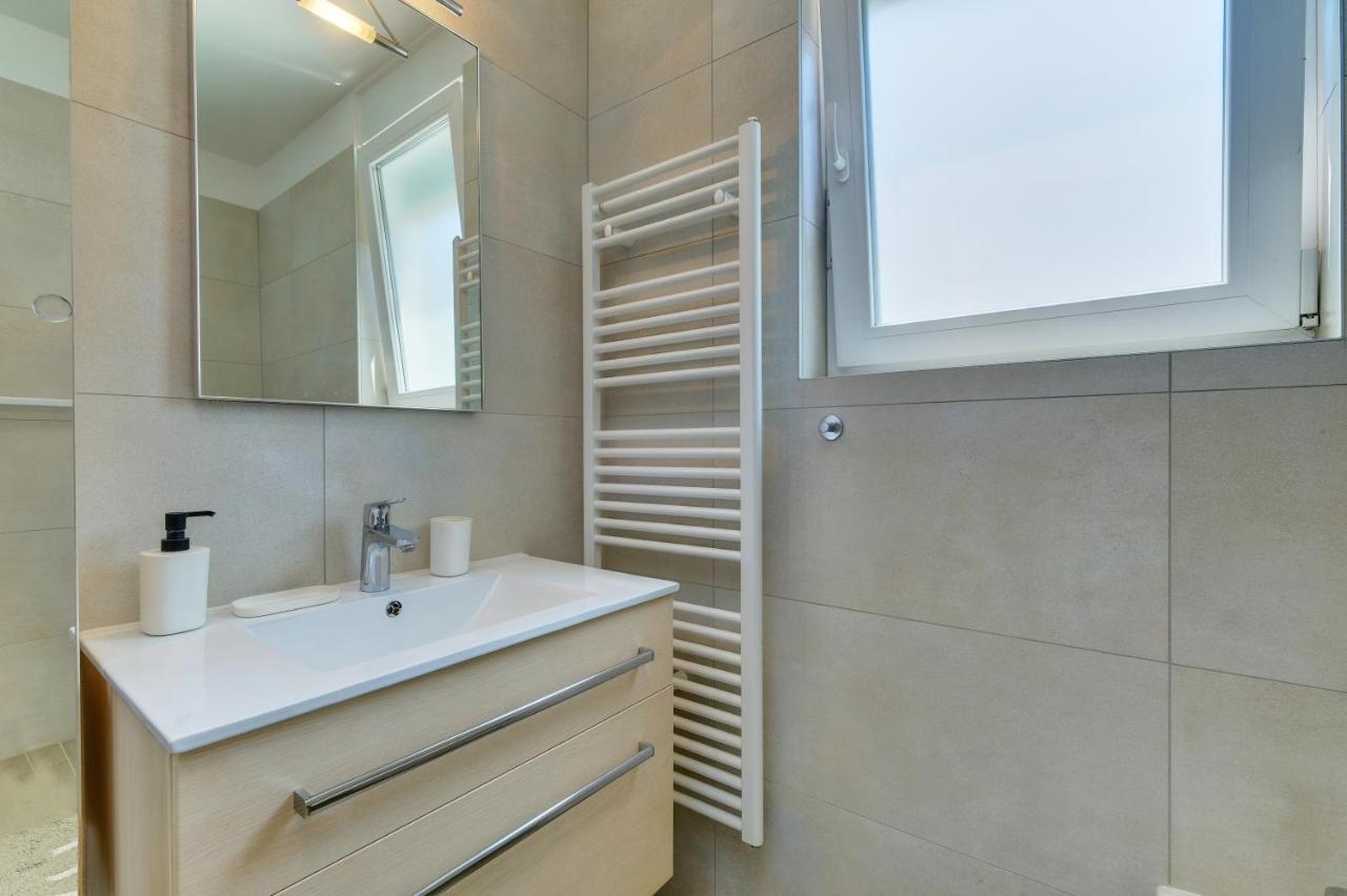 Apartments Hemetek Veli Lošinj Exterior foto