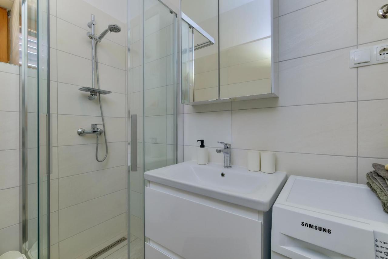 Apartments Hemetek Veli Lošinj Exterior foto