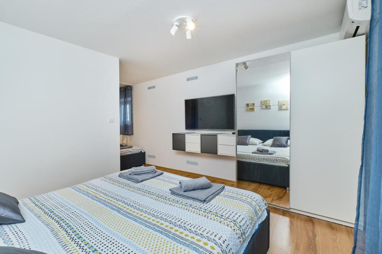 Apartments Hemetek Veli Lošinj Exterior foto